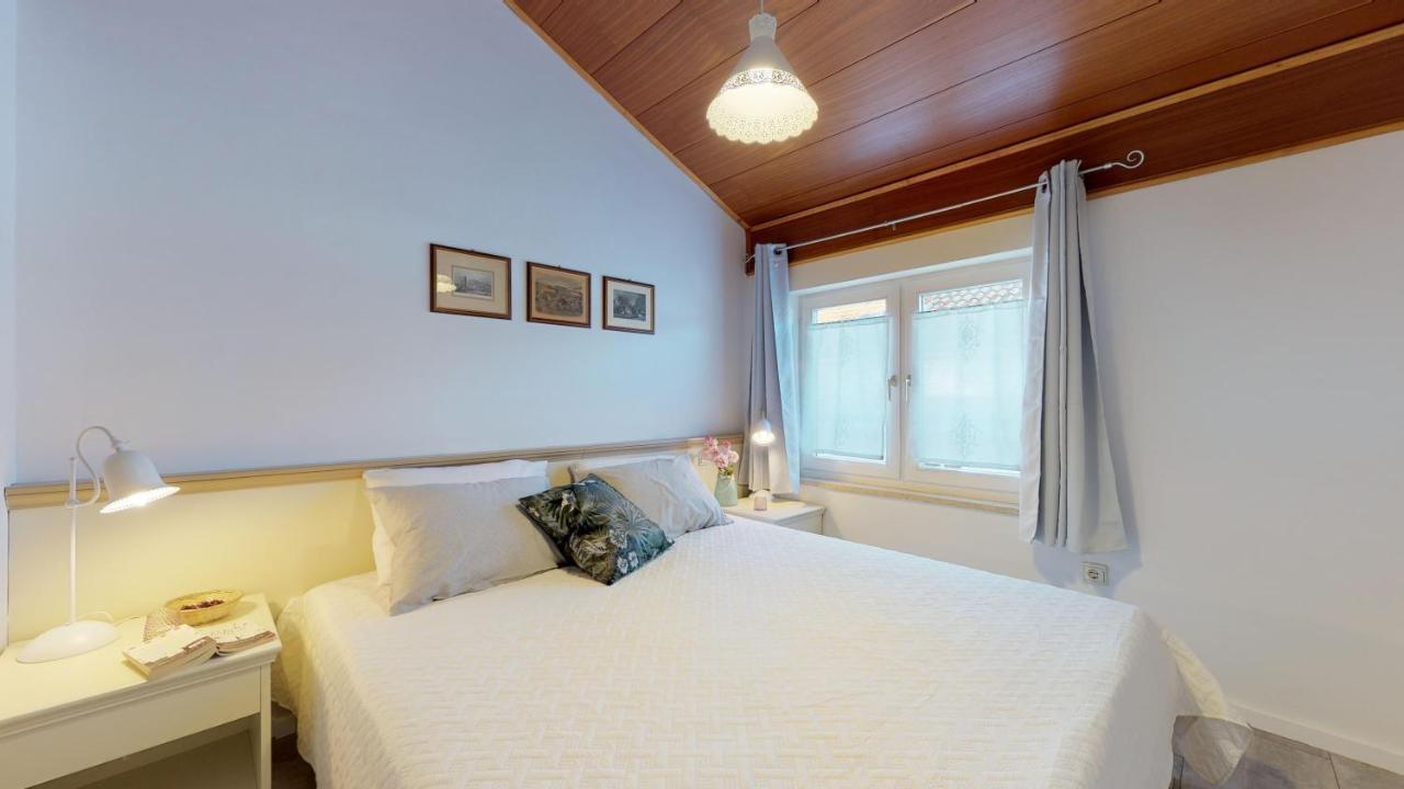 Lara Deluxe Superior 5 Star Apartment, Your Piece Of Heaven By The Sea & Park Novigrad Istria 外观 照片