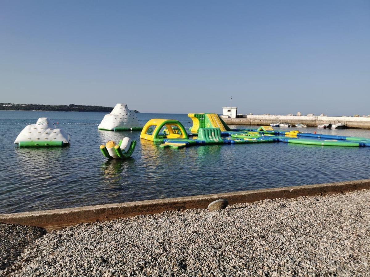 Lara Deluxe Superior 5 Star Apartment, Your Piece Of Heaven By The Sea & Park Novigrad Istria 外观 照片